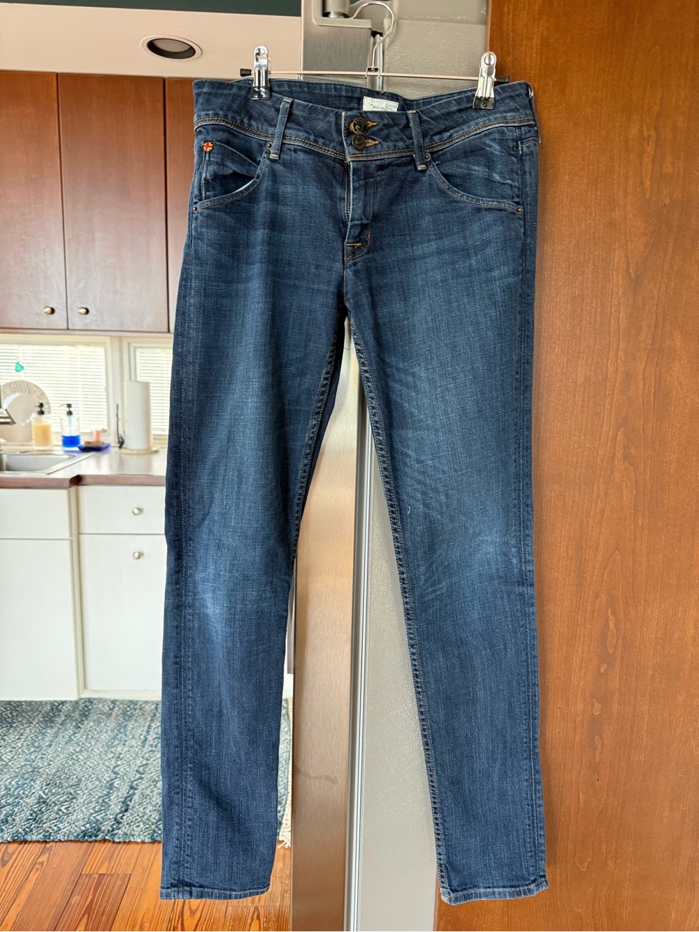 Hudson Jeans Women's Straight Leg Dark Blue Denim 2 pairs!